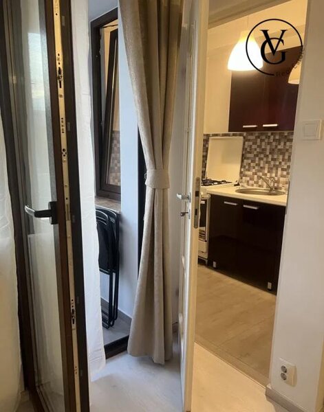 Costin Georgian Garsoniera cu balcon - Metrou Costin Georgian